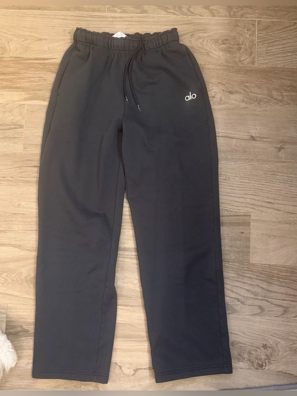 ALO Accolade Straight Leg Sweatpant - Anthracite Unisex XS men’s / 6-8 Women